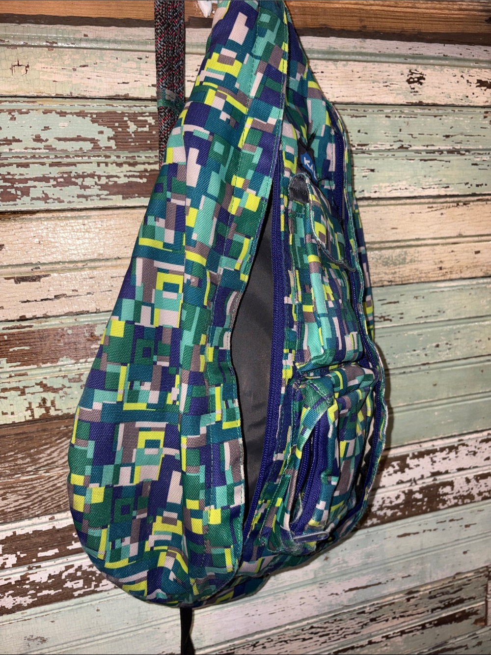 Kavu Patchwork Geo Sling in Navy, Green & Lime - Picture 4 of 4